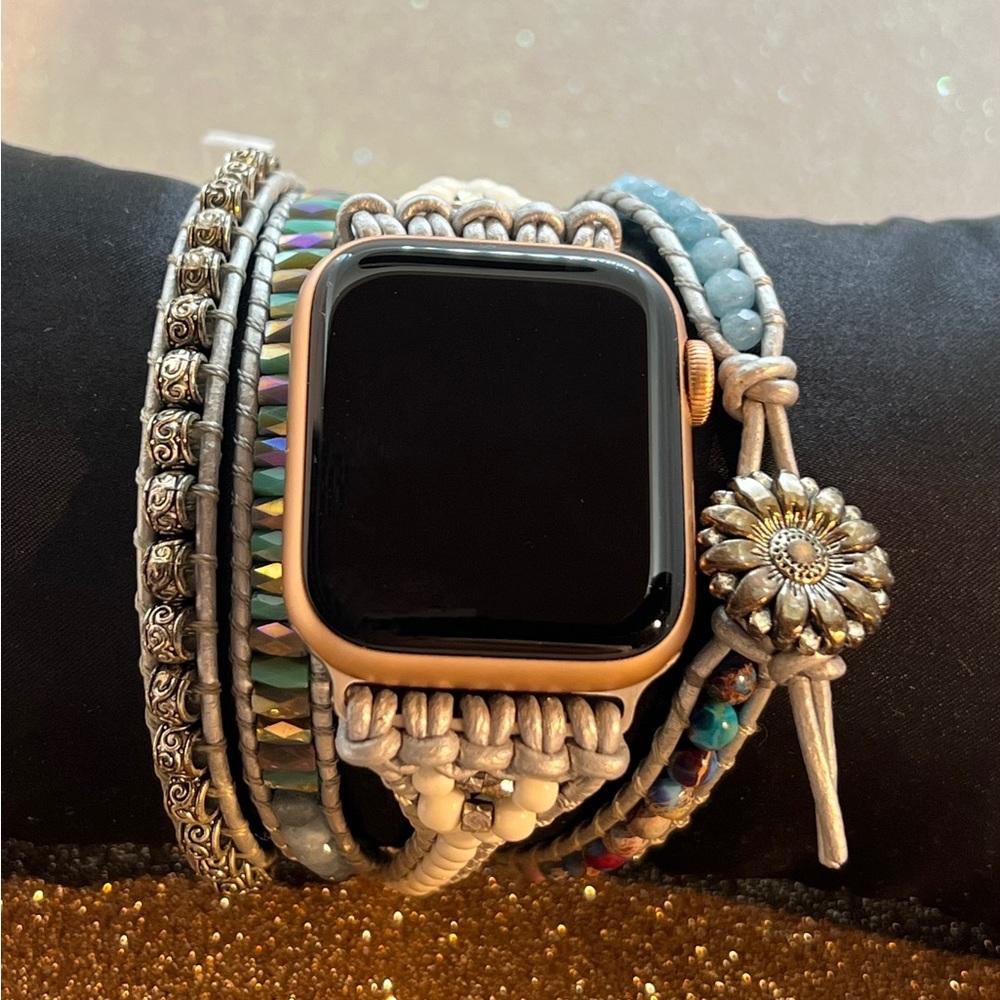 Apple Watch SE w/Beautifully Hand-beaded Boho Wrap Strap - Picture 1 of 7